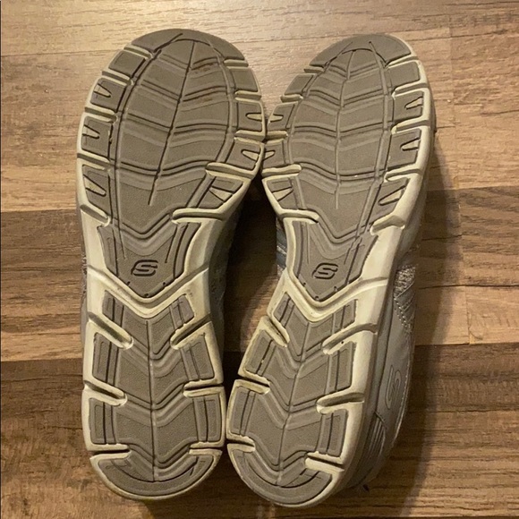 Sketchers Gratis Strolling Memory Foam Sneaker 8.5 - Picture 6 of 8